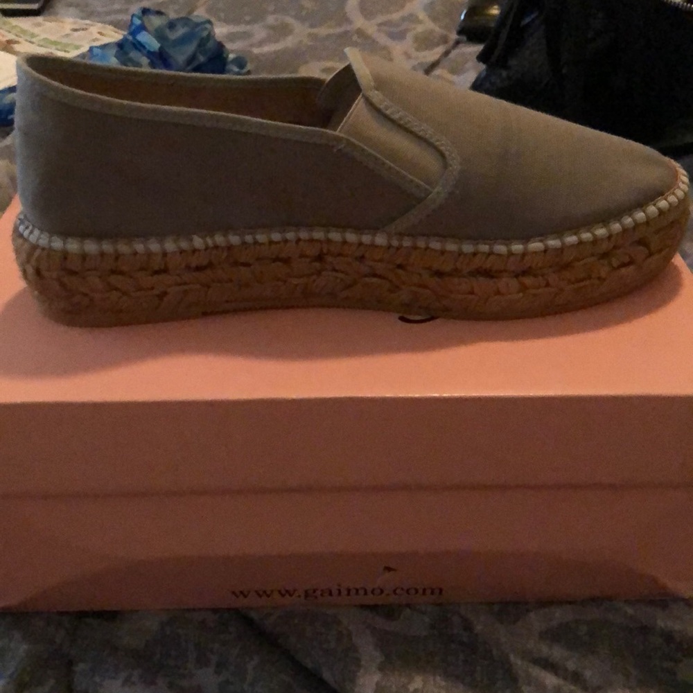 Gray chunky espadrille